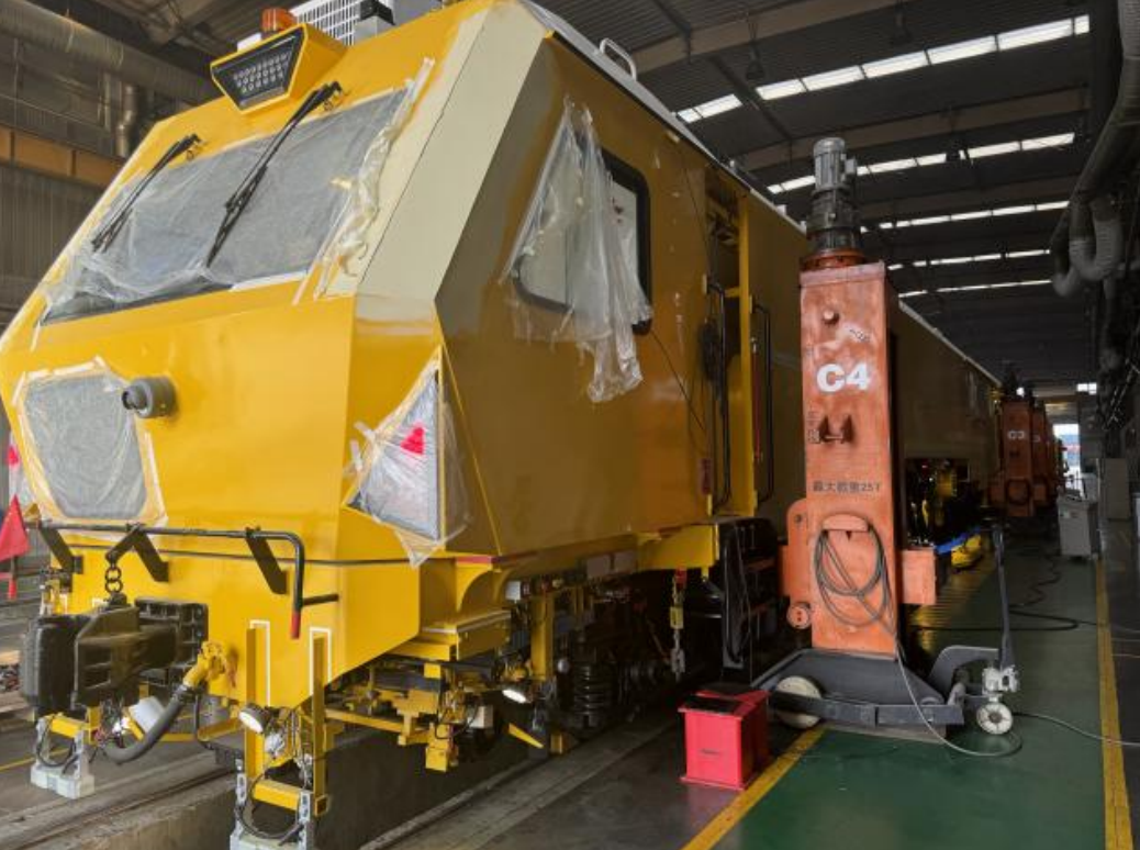 中國鐵建壓軌列車智能在線油液監測系統應用案例 圖1